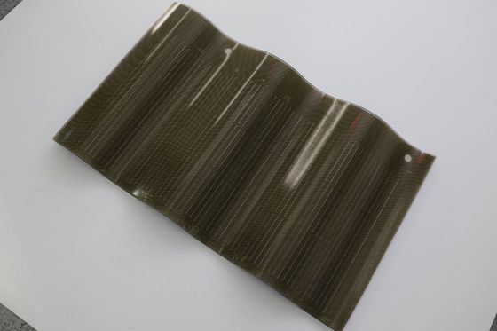 کاشی خمیده 50W پانل های خورشیدی BIPV کاشی های فتوولتائیک قرمز طراحی منحنی و معتبر CE